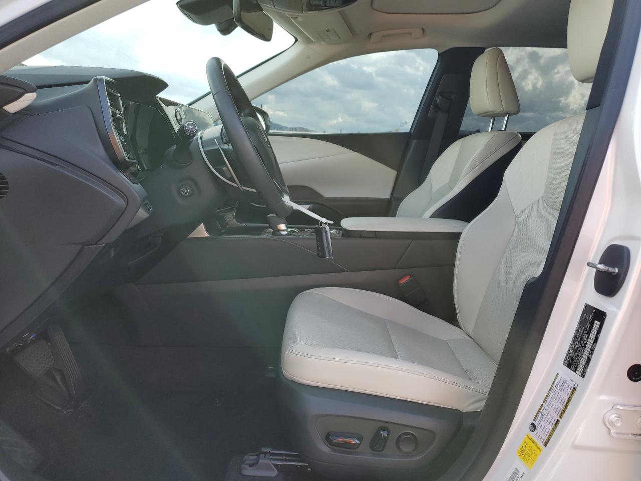 2023 Lexus Rx 350 Base VIN: 2T2BAMBA3PC017406 Lot: 93019855