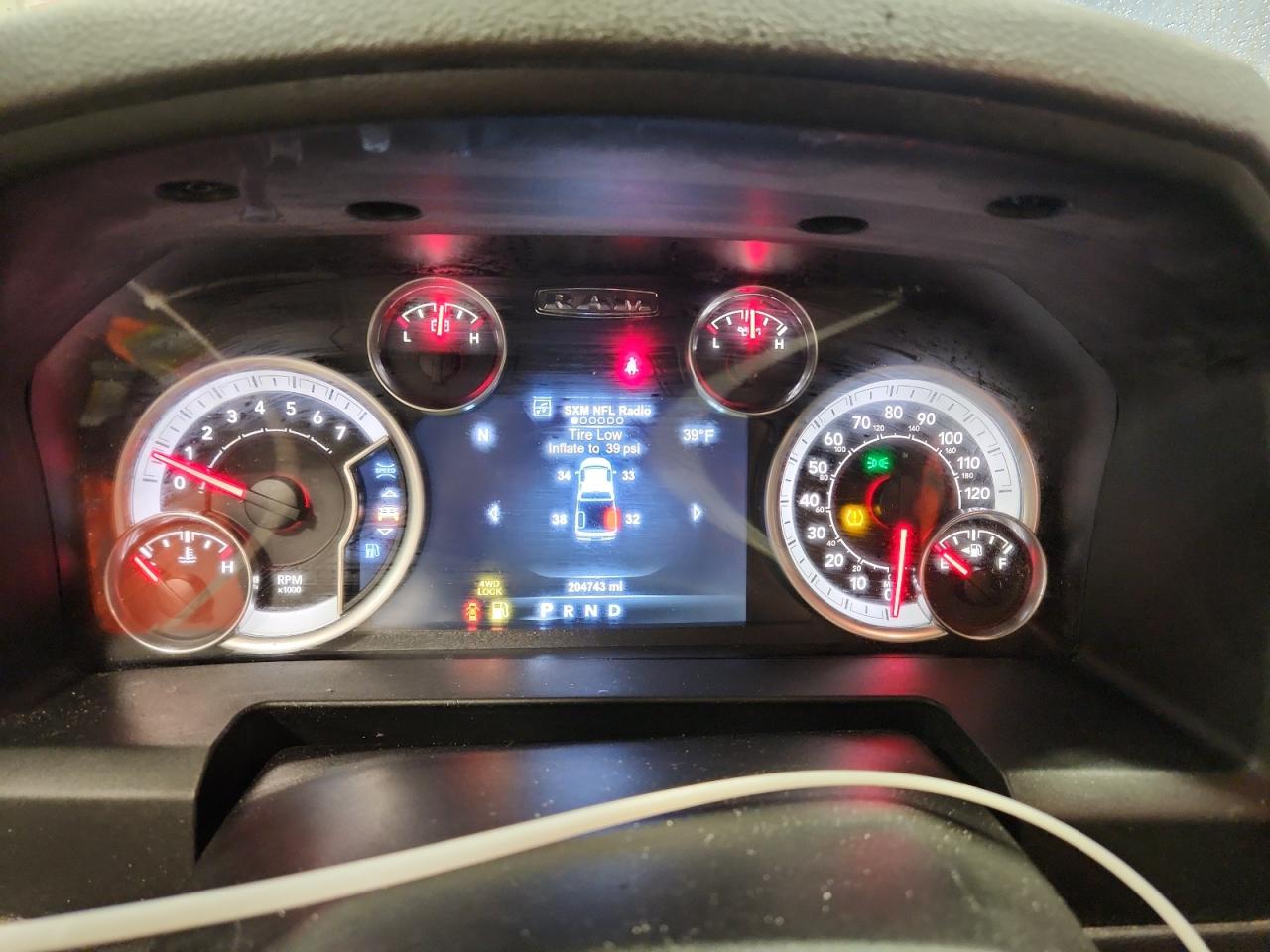 2015 Ram 1500 Slt VIN: 3C6RR7LTXFG596564 Lot: 93256265