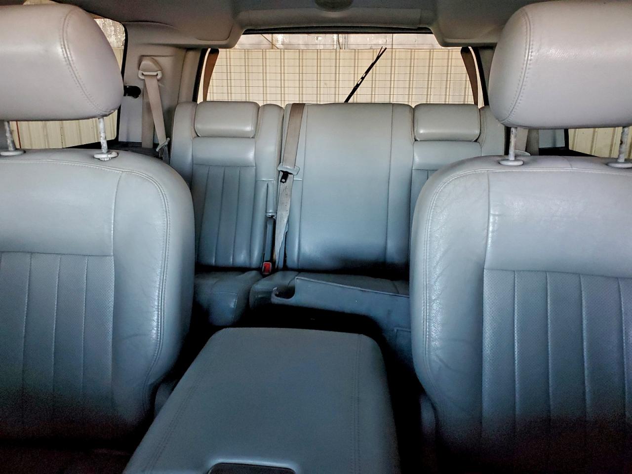 2004 Lincoln Navigator VIN: 5LMFU27R74LJ32295 Lot: 94516835