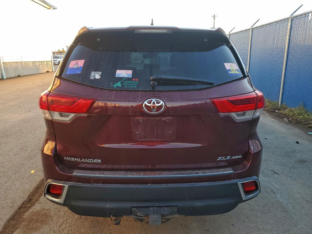2019 Toyota Highlander Se VIN: 5TDJZRFHXKS939510 Lot: 91761025