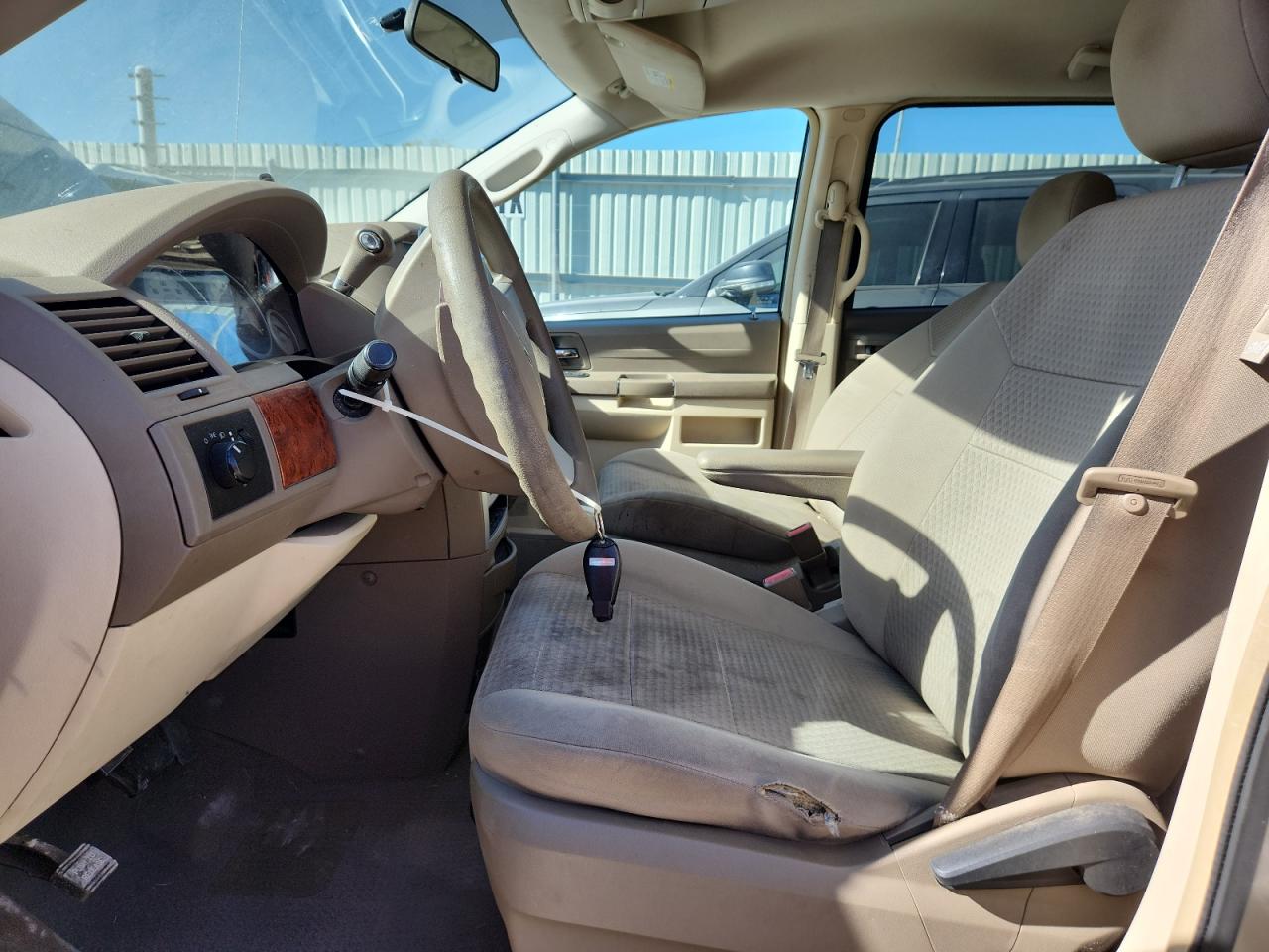 2009 Chrysler Town & Country Lx VIN: 2A8HR44E99R577448 Lot: 91628085