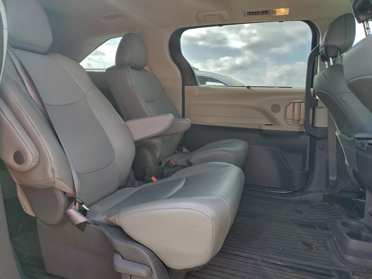 2021 Toyota Sienna Xle VIN: 5TDYSKFC1MS022697 Lot: 91905135