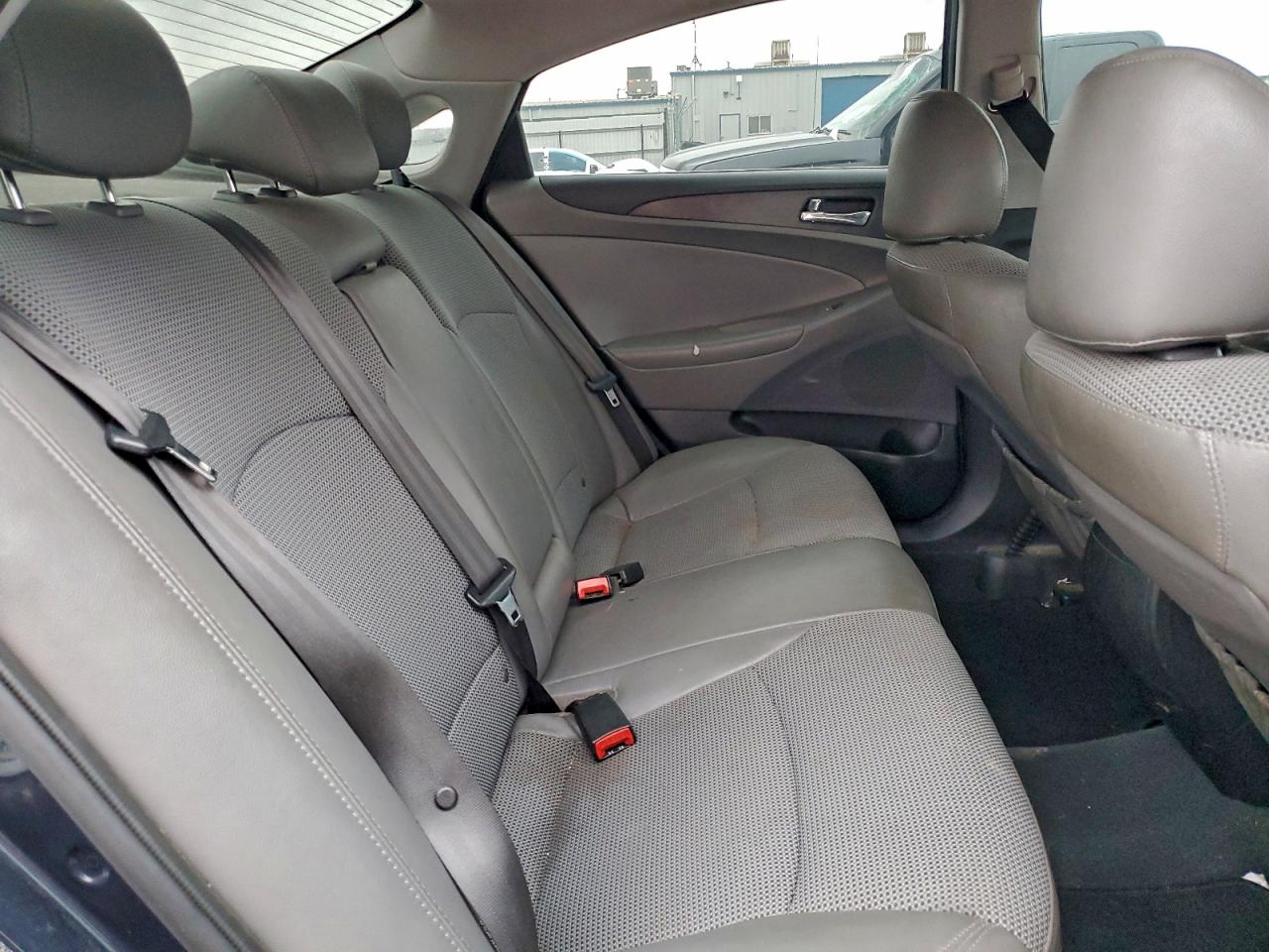 2013 Hyundai Sonata Se VIN: 5NPEC4AC4DH737997 Lot: 93777365