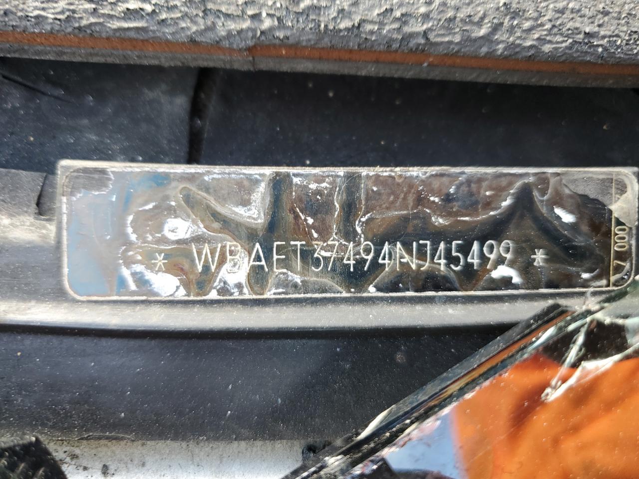 2004 BMW 325 I VIN: WBAET37494NJ45499 Lot: 91813305