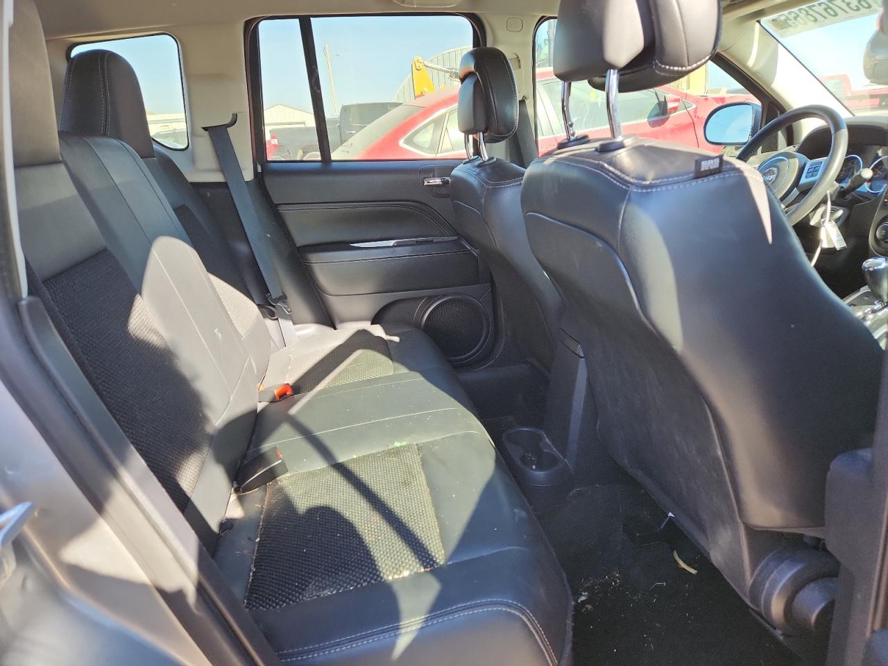 2016 Jeep Compass Latitude VIN: 1C4NJDEB4GD558523 Lot: 83767865