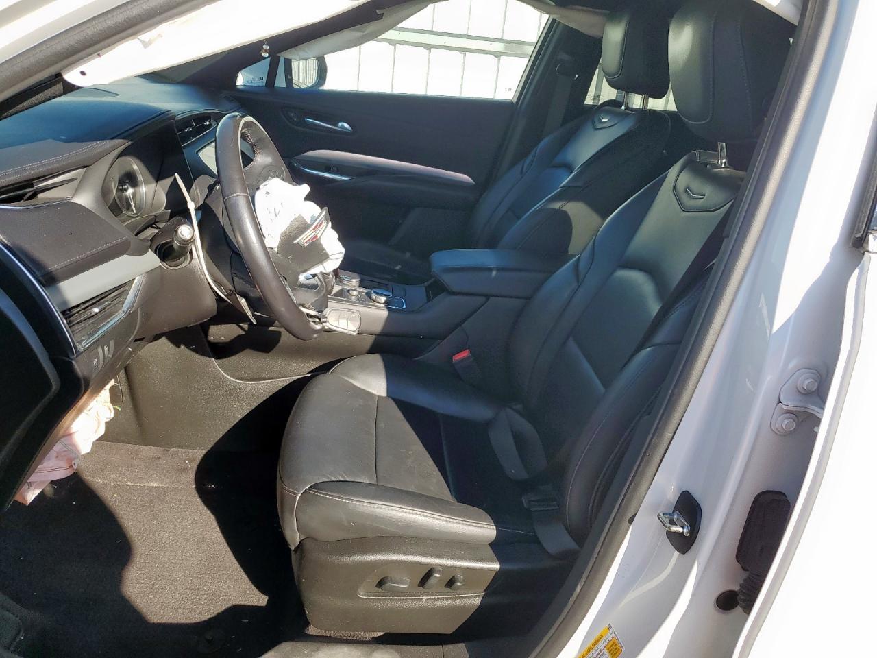 2022 Cadillac Xt4 Premium Luxury VIN: 1GYFZCR46NF154346 Lot: 91253475