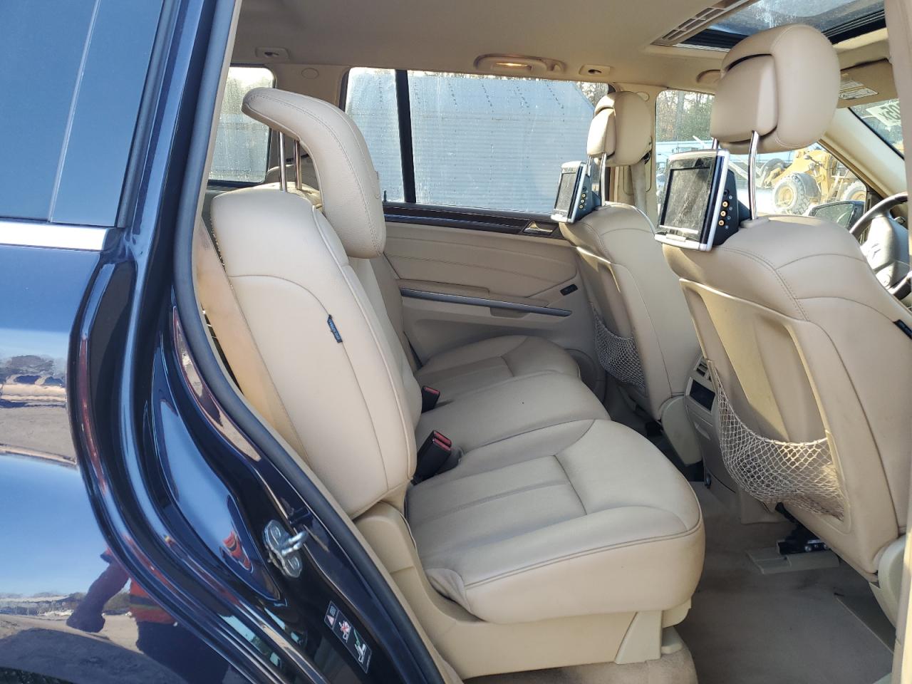 2011 Mercedes-Benz Gl 450 4Matic VIN: 4JGBF7BE2BA698354 Lot: 92919005