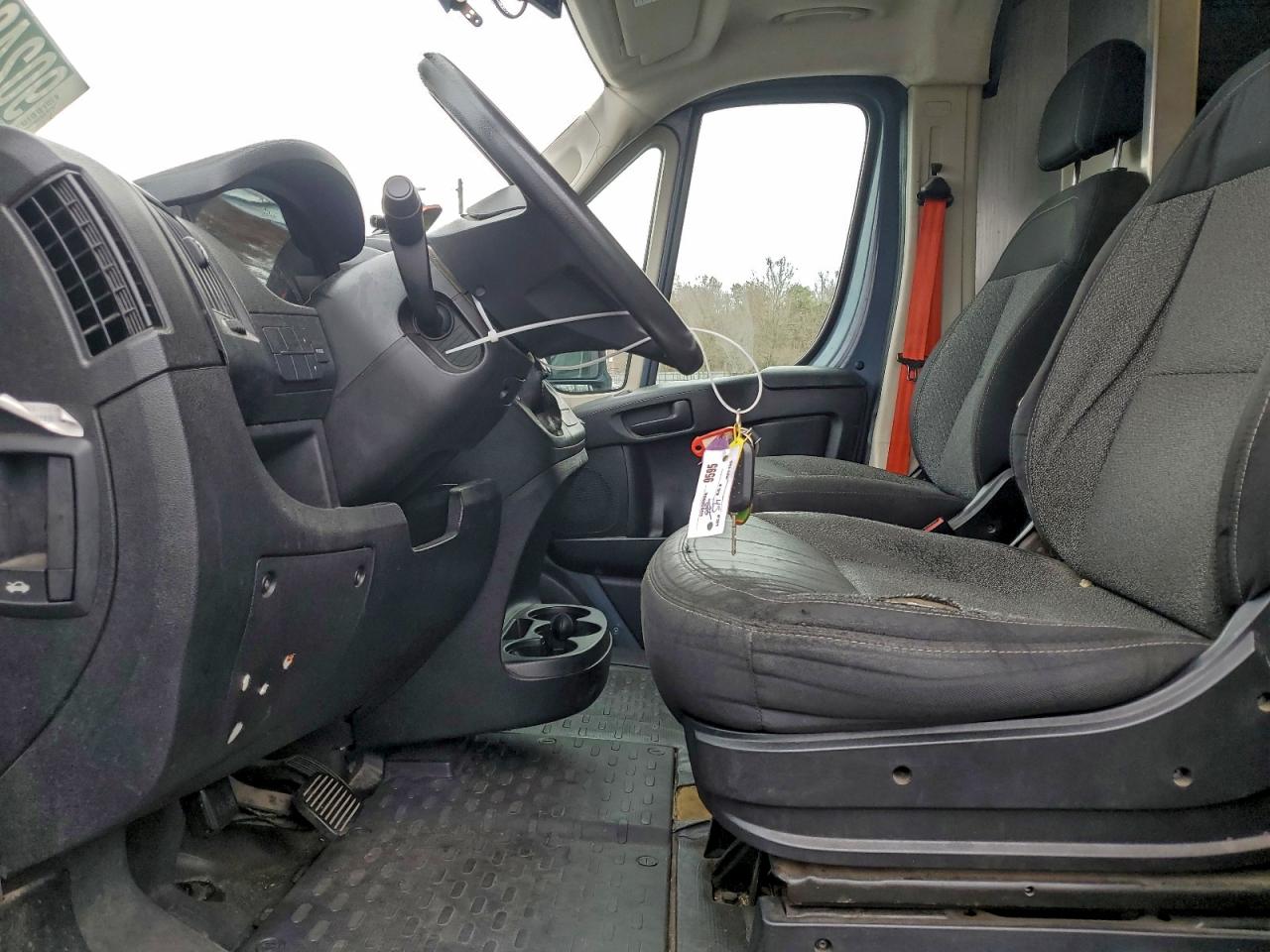 2020 Ram Promaster Delivery Van VIN: 3C6URVJG9LE140437 Lot: 90248395