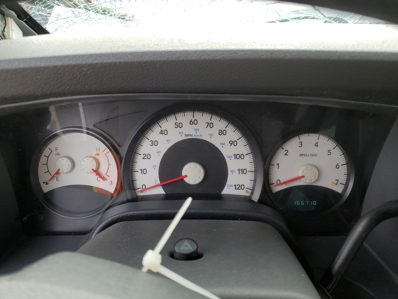 2008 Dodge Durango Sxt VIN: 1D8HB38N98F139942 Lot: 93155965