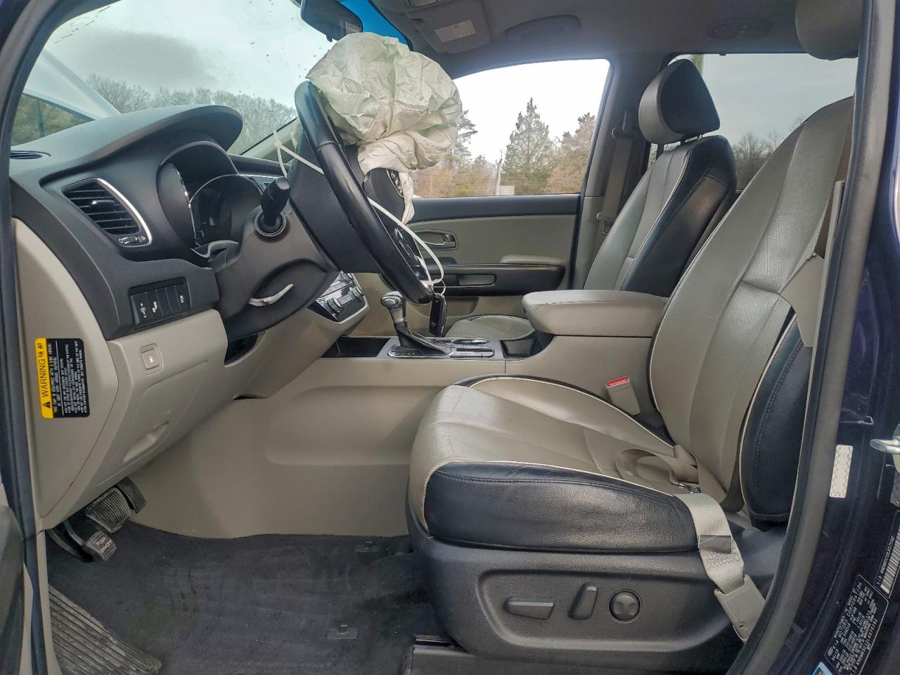 2020 Kia Sedona Lx VIN: KNDMB5C12L6575182 Lot: 93345075