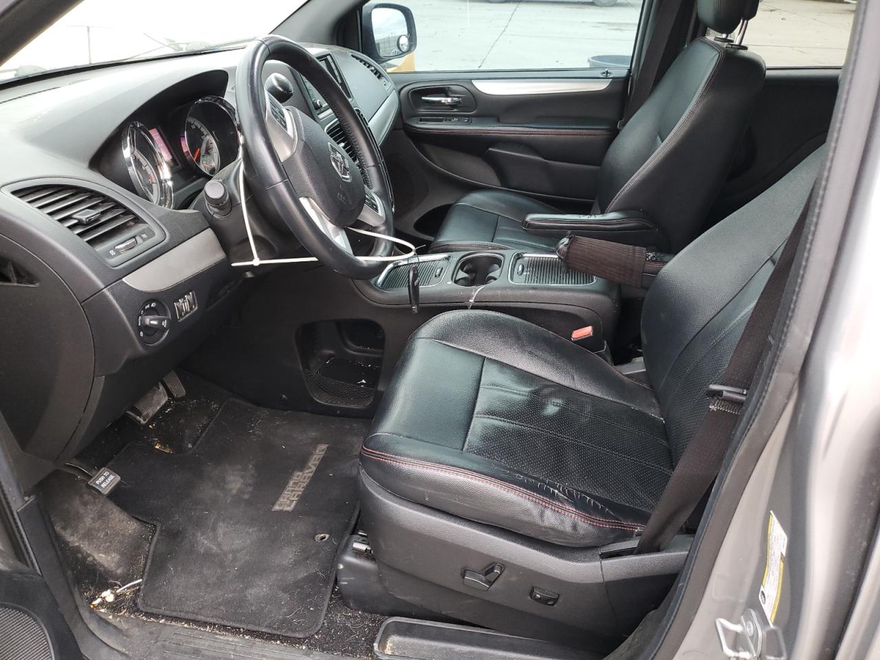 2016 Dodge Grand Caravan R/T VIN: 2C4RDGEG3GR201952 Lot: 91325695