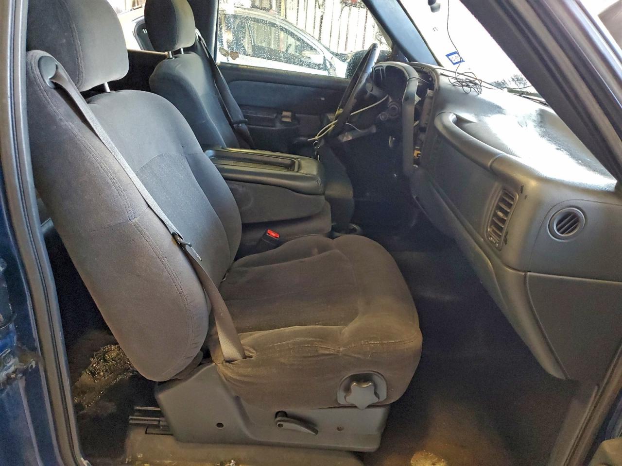 2002 Chevrolet Silverado C1500 VIN: 2GCEC19V921184847 Lot: 94118725