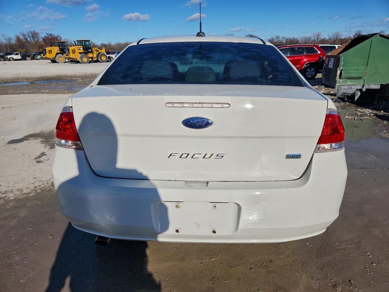 2011 Ford Focus Sel VIN: 1FAHP3HN1BW165898 Lot: 94342275