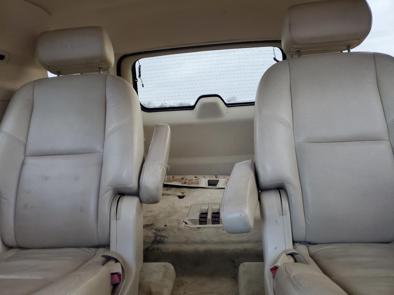 2007 Cadillac Escalade Luxury VIN: 1GYFK63857R165941 Lot: 93258085