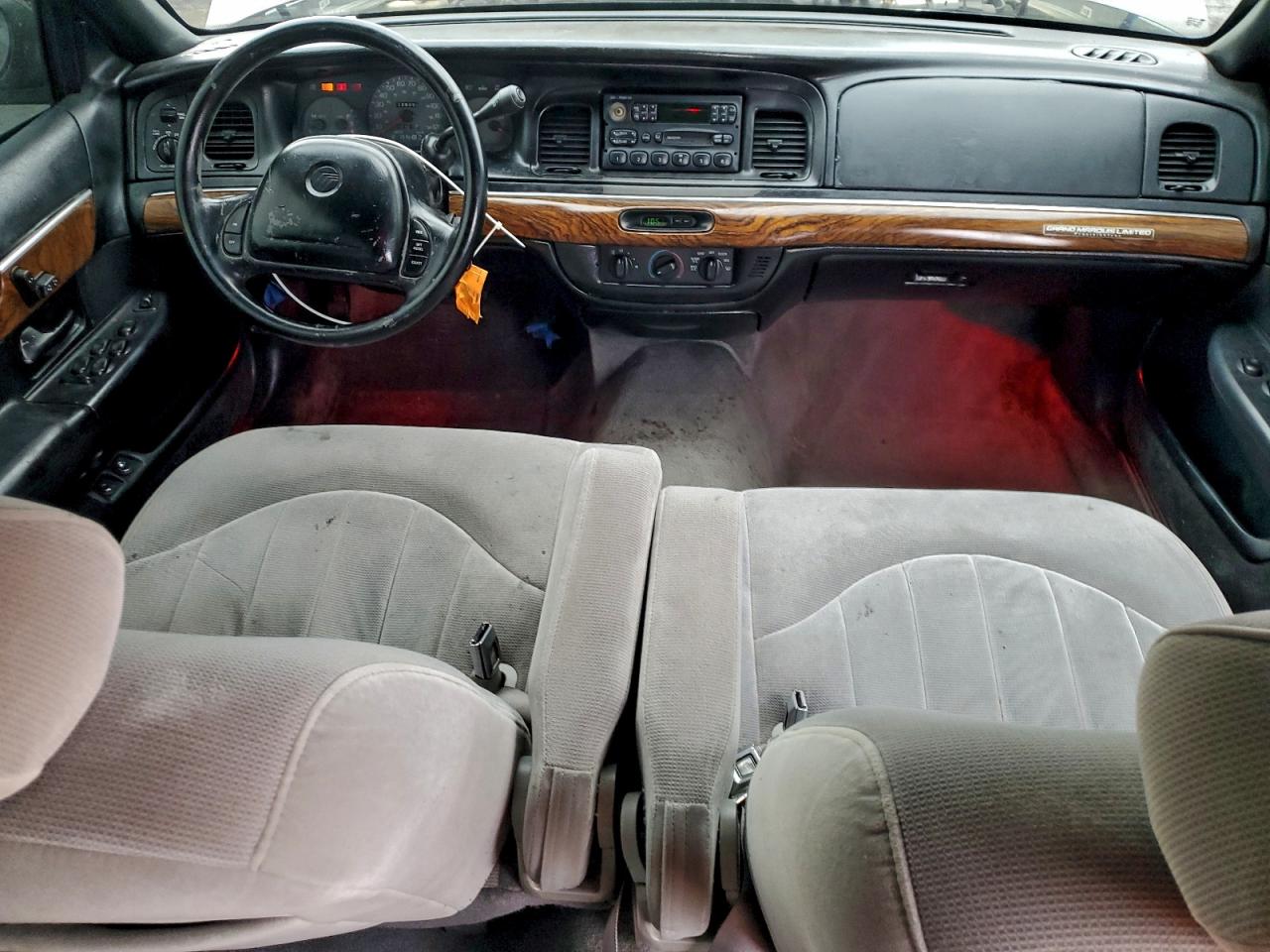 1998 Mercury Grand Marquis Gs VIN: 2MEFM74W8WX653299 Lot: 92753585