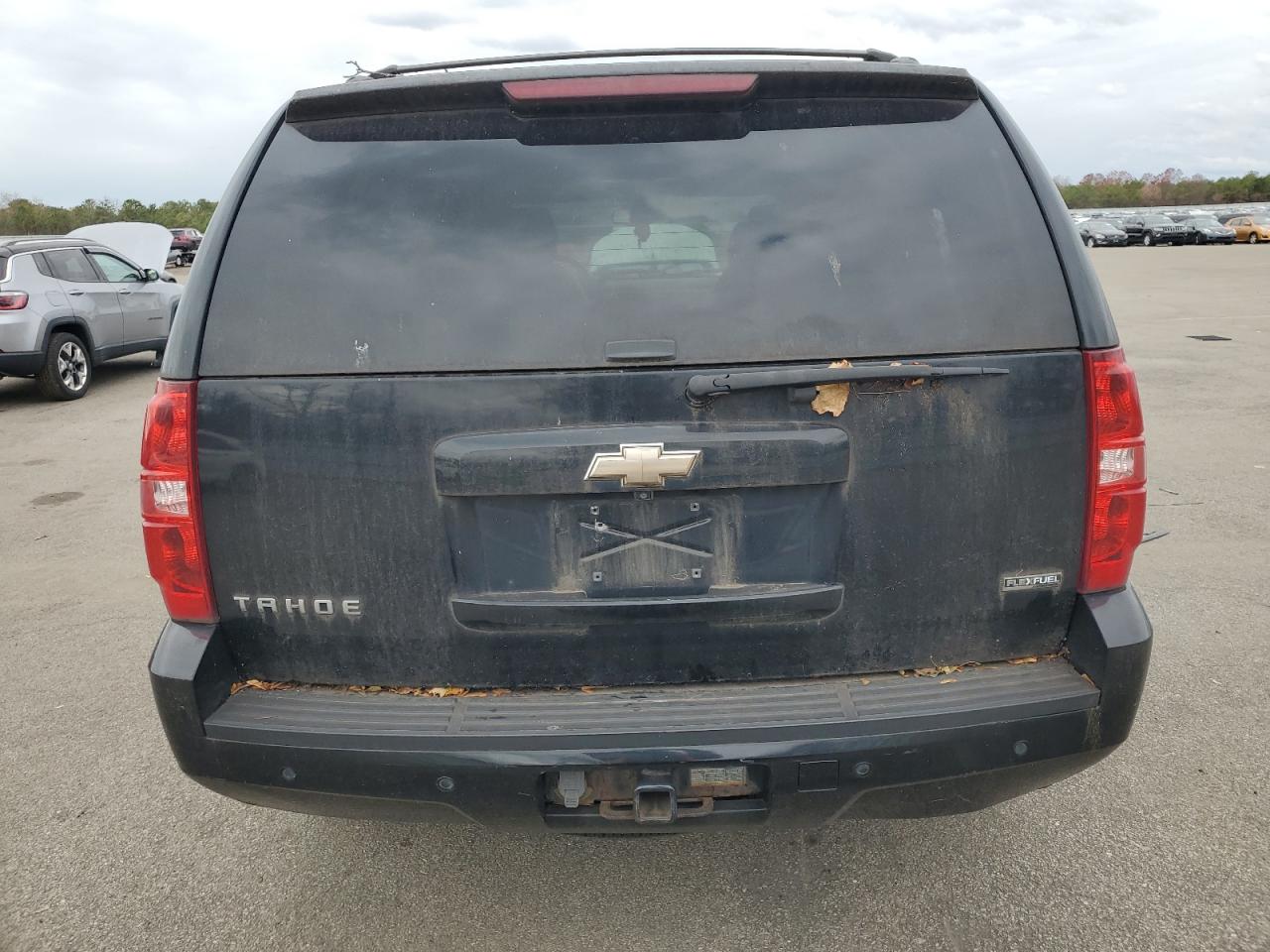 2008 Chevrolet Tahoe K1500 VIN: 1GNFK130X8R210917 Lot: 92678205