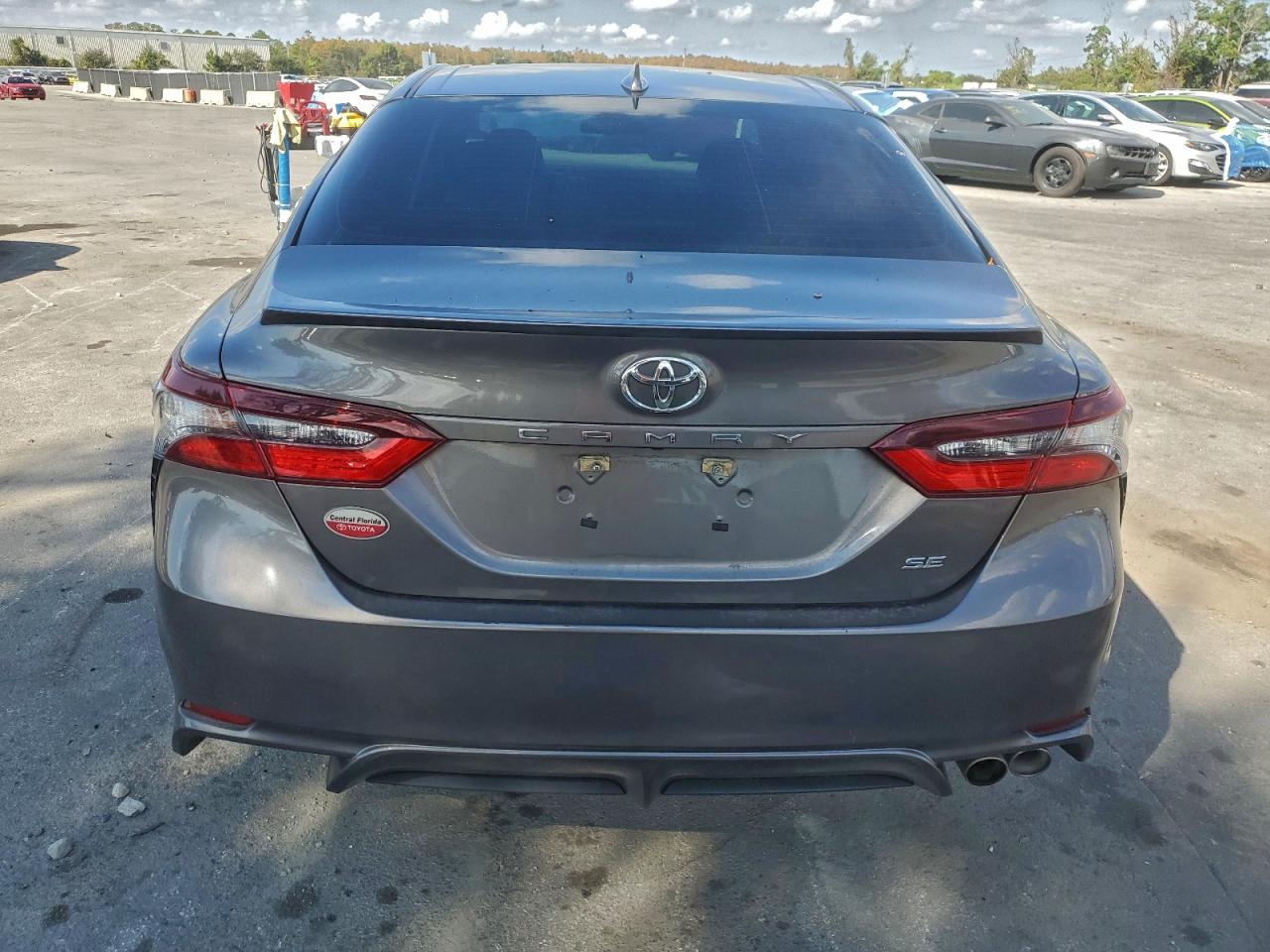 2021 Toyota Camry Se VIN: 4T1G11AK6MU518013 Lot: 94587495
