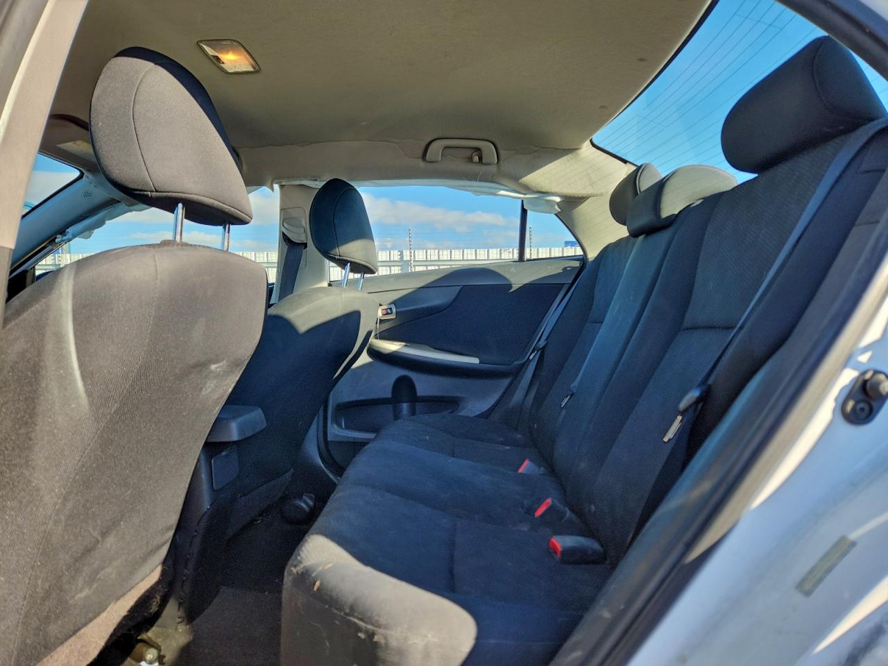 2010 Toyota Corolla Base VIN: 1NXBU4EE2AZ232856 Lot: 94494515