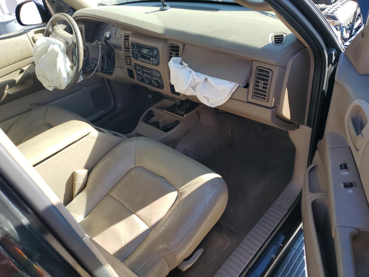 2001 Dodge Durango VIN: 1B4HR28N11F615690 Lot: 91761015