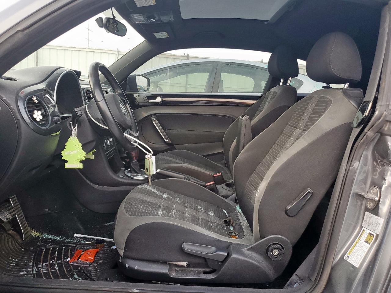 2012 Volkswagen Beetle Turbo VIN: 3VWV67AT8CM663711 Lot: 93427005