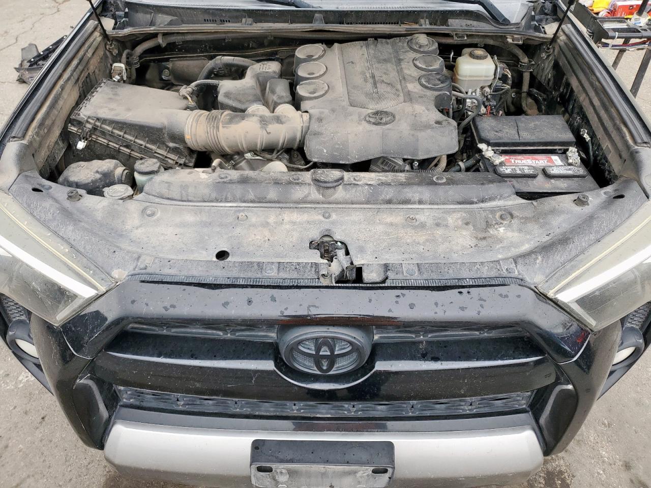 2018 Toyota 4Runner Sr5/Sr5 Premium VIN: JTEBU5JR0J5525244 Lot: 93080105
