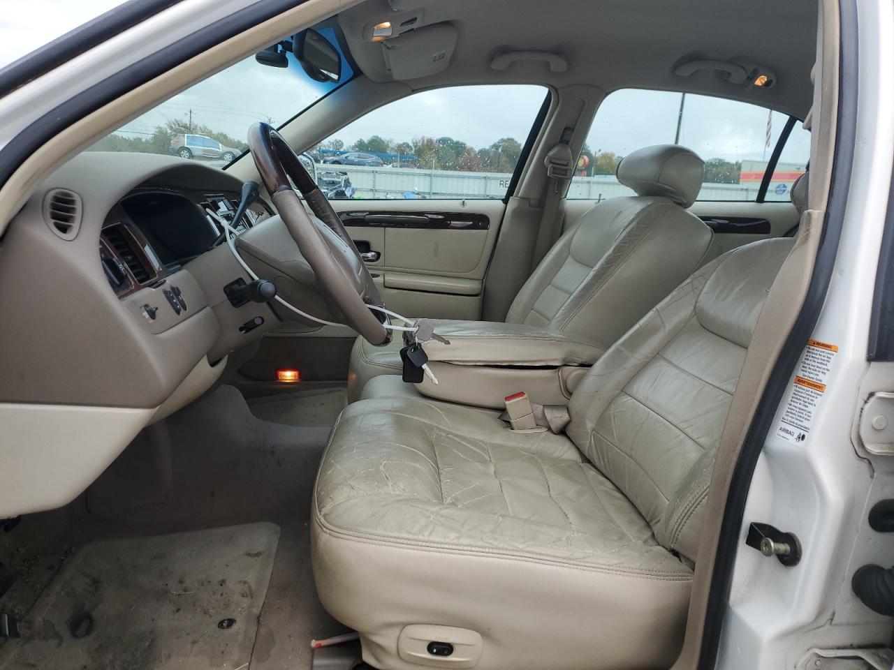 2002 Lincoln Town Car Signature VIN: 1LNHM82W42Y604531 Lot: 91867305