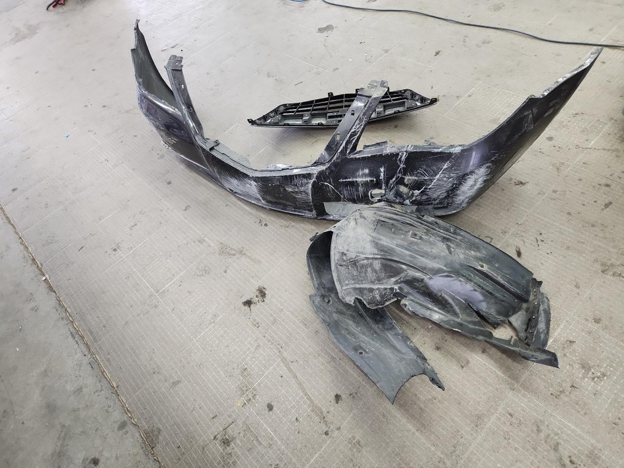 2011 Acura Rl VIN: JH4KB2F67BC000961 Lot: 91590735