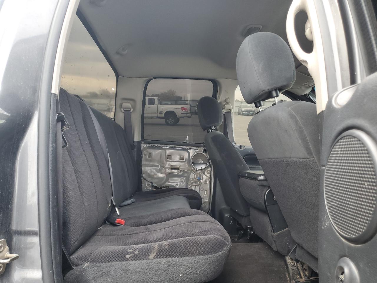 2004 Dodge Ram 1500 St VIN: 1D7HU18D54J118989 Lot: 92265965