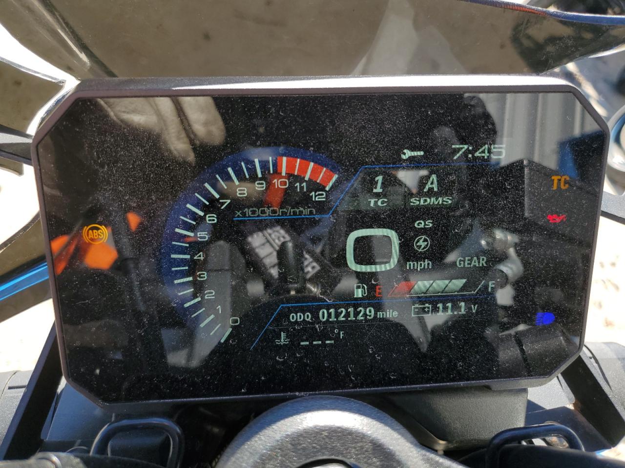 2024 Suzuki Gsx800 R VIN: JS1EM11B0R7100081 Lot: 92261055