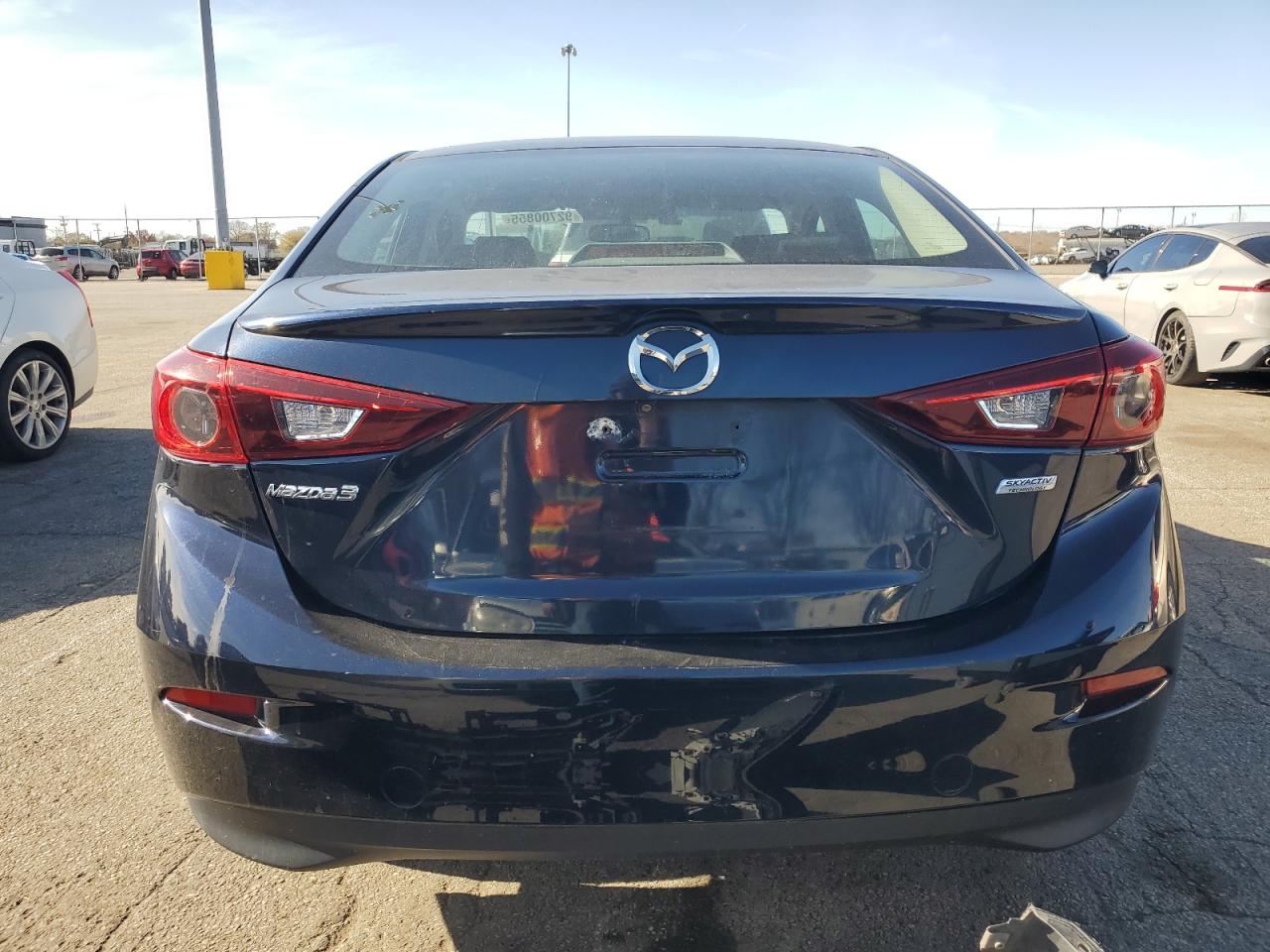 2015 Mazda 3 Touring VIN: 3MZBM1V70FM197828 Lot: 92700855