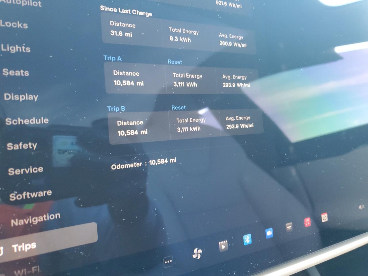 2025 Tesla Model S VIN: 5YJSA1E51SF549355 Lot: 92758645