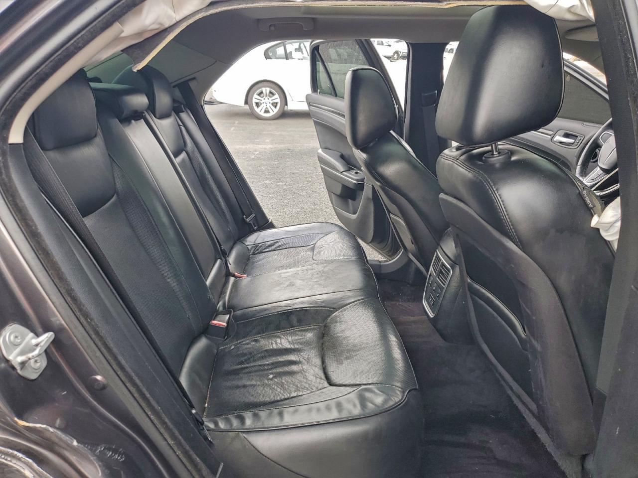 2016 Chrysler 300C VIN: 2C3CCAEGXGH298437 Lot: 93945495