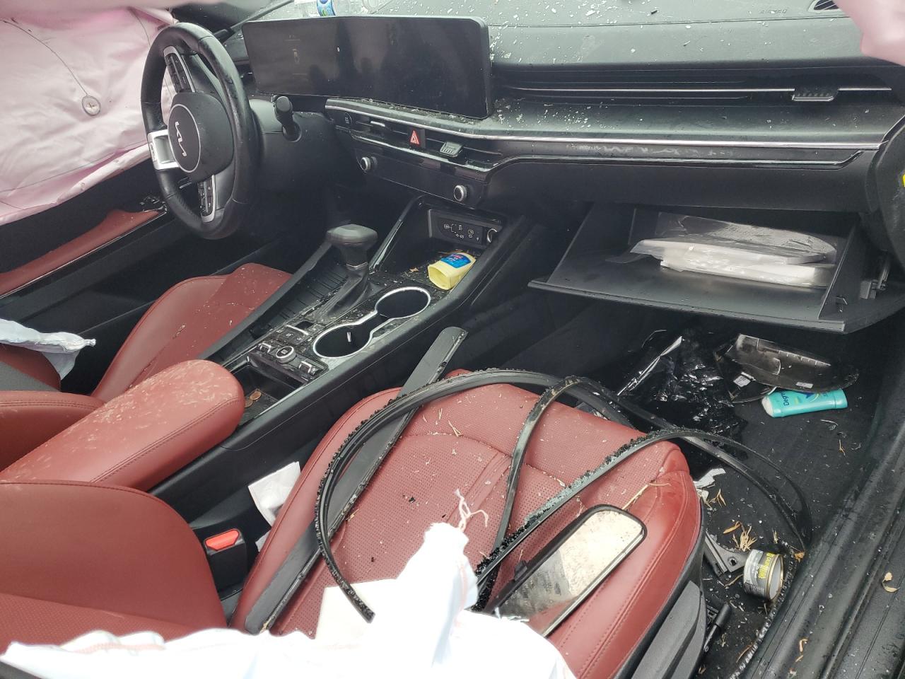 2026 Kia K5 Gt Line VIN: KNAG64J70T5398024 Lot: 93648335