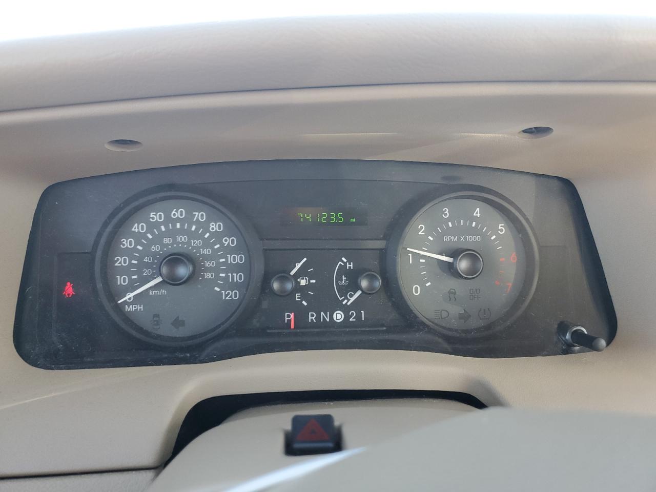 2006 Mercury Grand Marquis Gs VIN: 2MEFM74V46X625328 Lot: 91672885