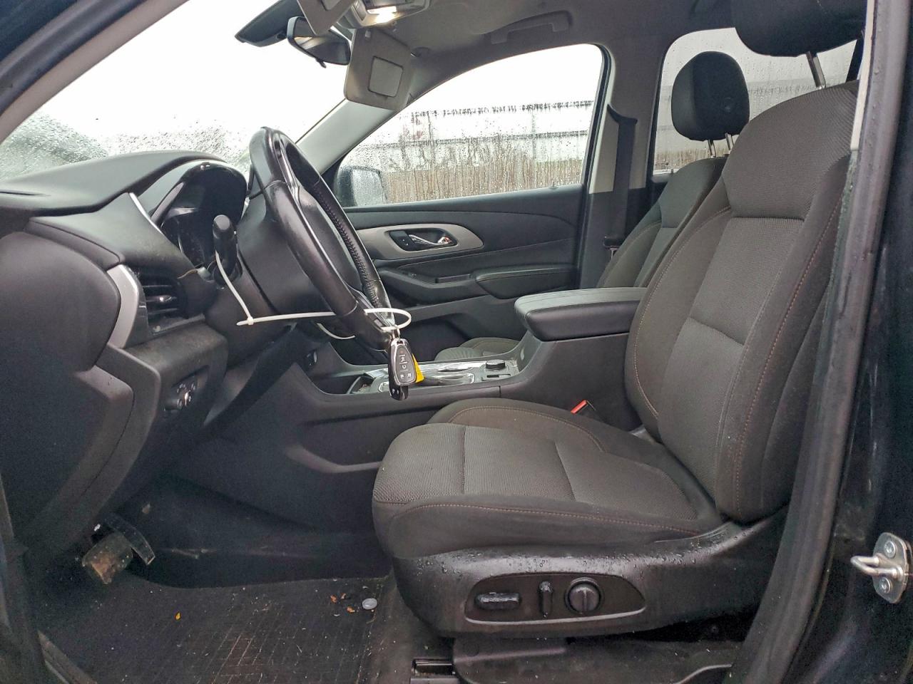 2020 Chevrolet Traverse Lt VIN: 1GNERGKW2LJ327401 Lot: 94143435