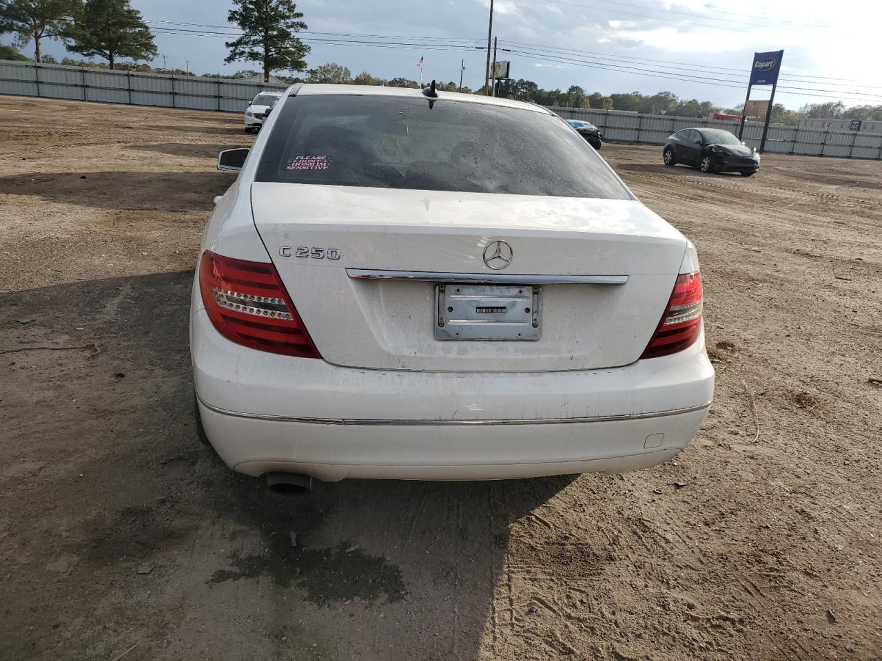2014 Mercedes-Benz C 250 VIN: WDDGF4HB6EA958206 Lot: 92026145