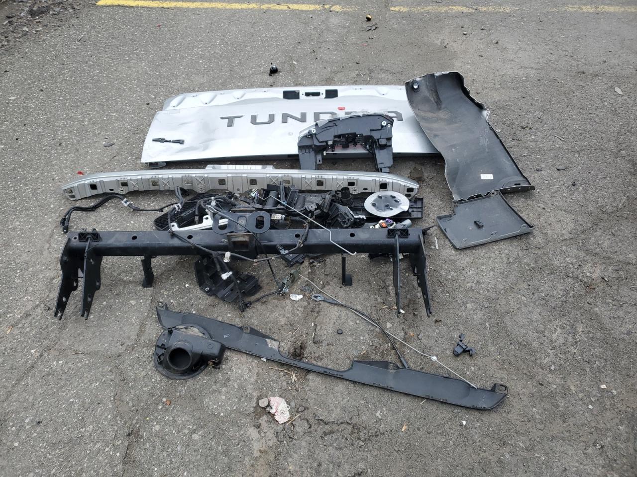 2022 Toyota Tundra Crewmax Sr VIN: 5TFLA5DB2NX018016 Lot: 92097625