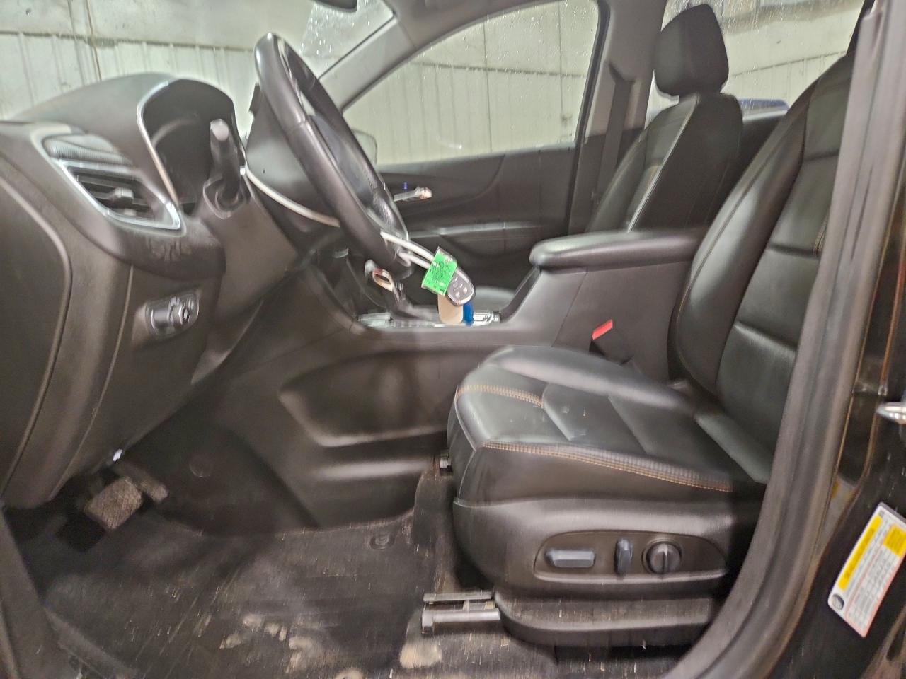 2022 Chevrolet Equinox Premier VIN: 2GNAXXEV0N6125261 Lot: 94280455