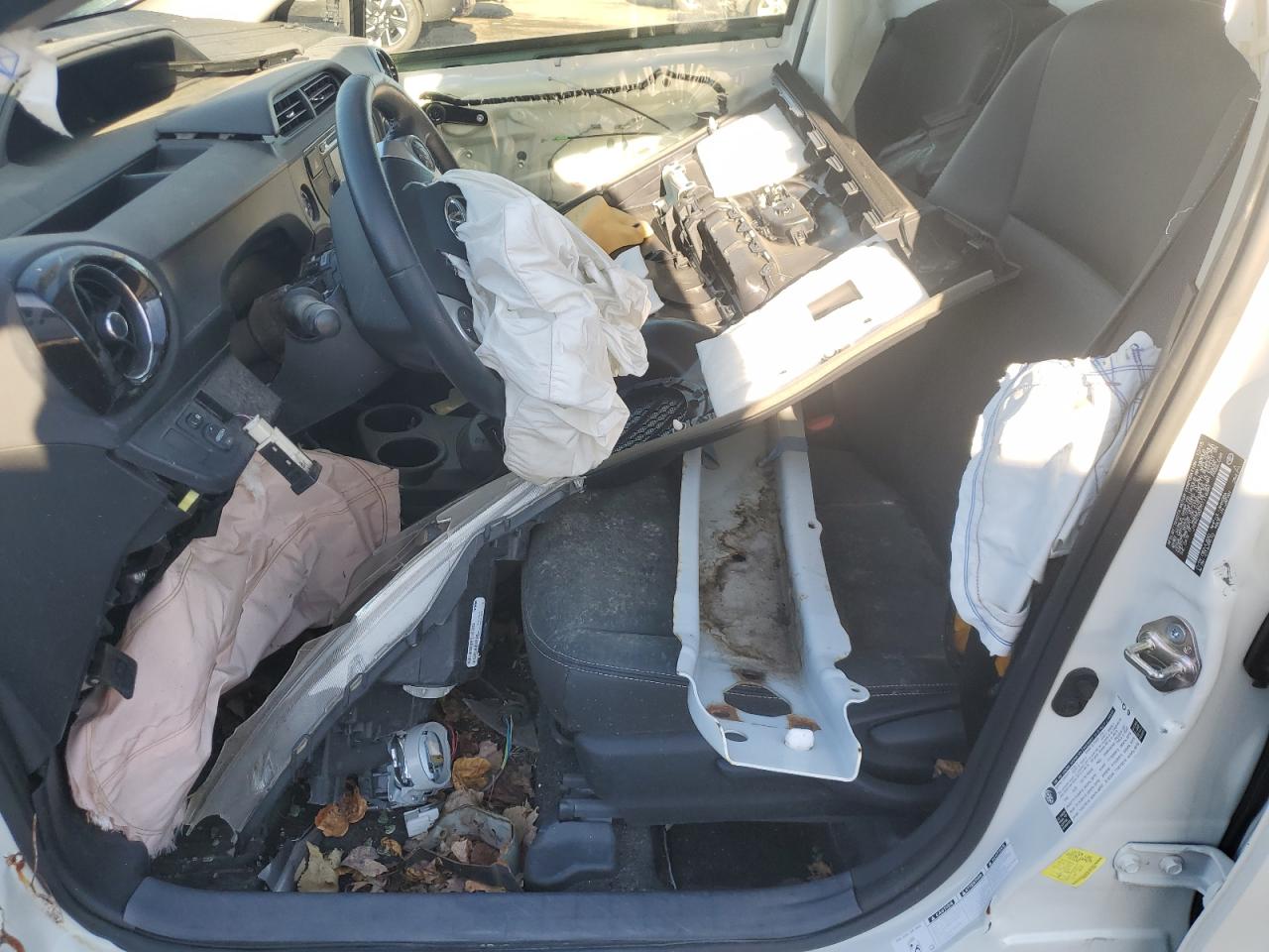 2016 Toyota Prius C VIN: JTDKDTB37G1118881 Lot: 92683225