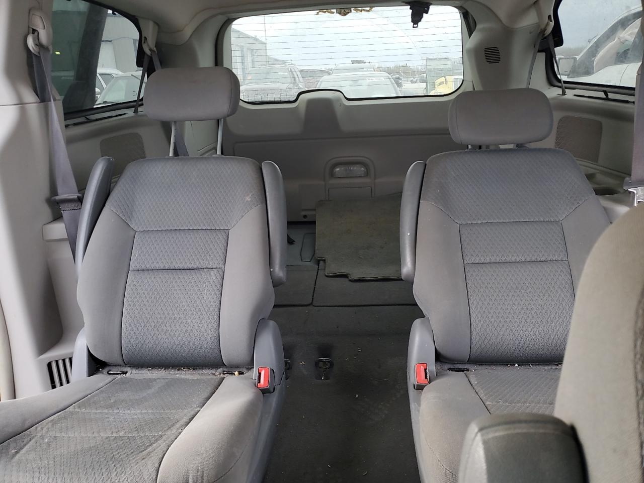 2010 Chrysler Town & Country Touring VIN: 2A4RR5D18AR104511 Lot: 92721825