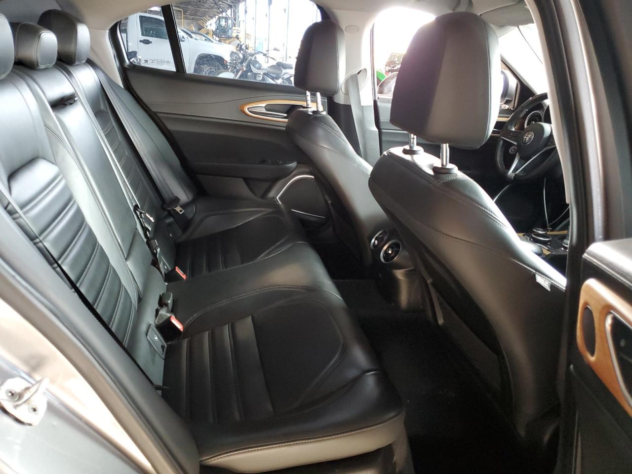 2017 Alfa Romeo Giulia Ti VIN: ZARFAECN2H7549932 Lot: 93148155