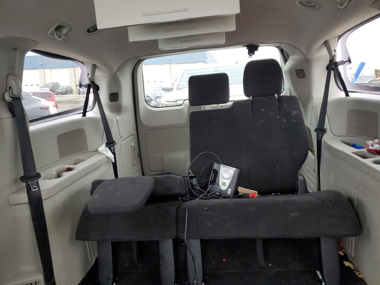 2011 Chrysler Town & Country Touring VIN: 2A4RR5DG7BR798548 Lot: 92235675