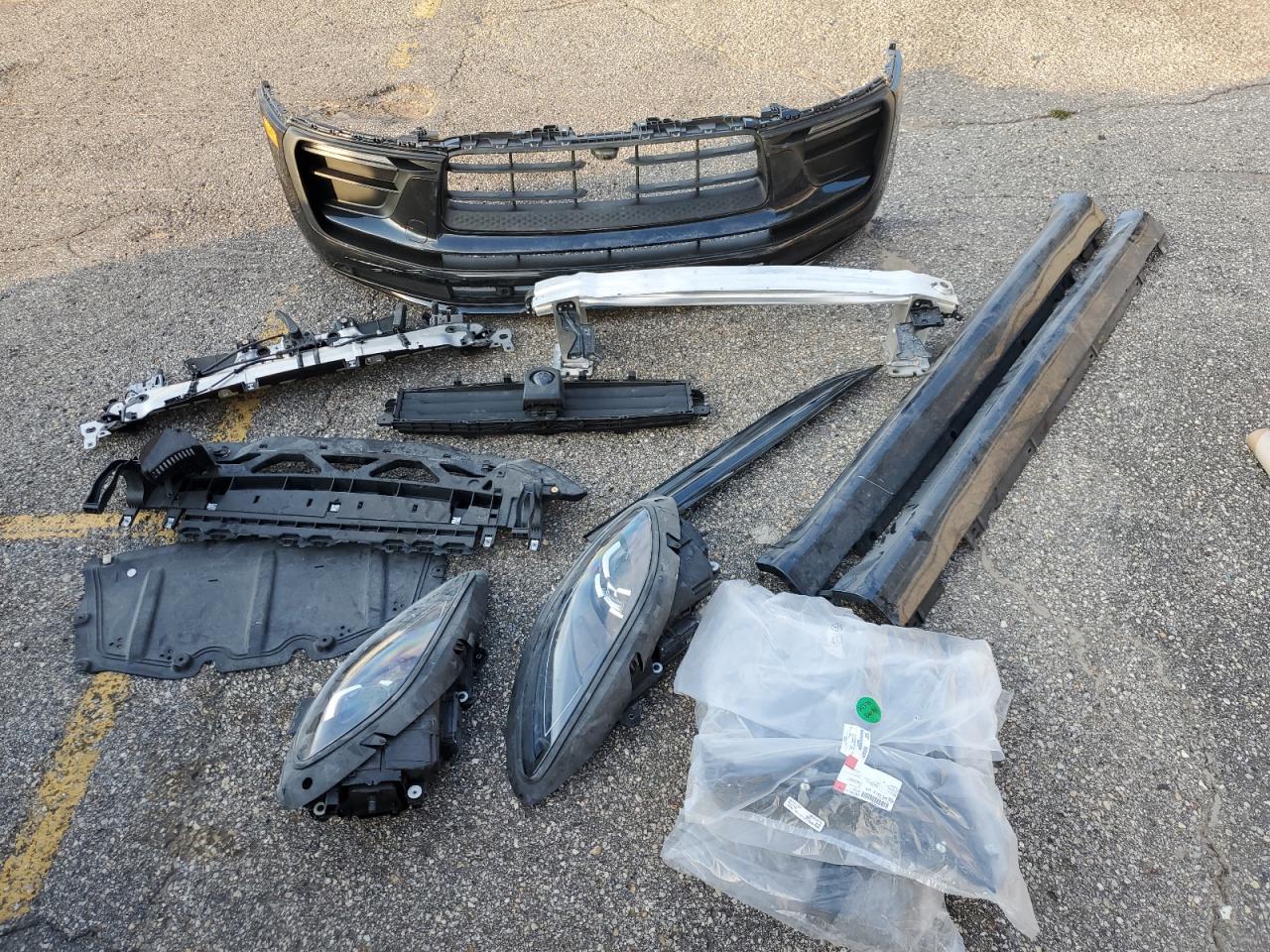 2025 Porsche Macan Base VIN: WP1AA2A54SLB00531 Lot: 92824225