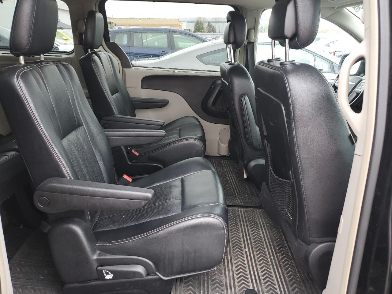 2014 Chrysler Town & Country Touring L VIN: 2C4RC1CG2ER351728 Lot: 91826555