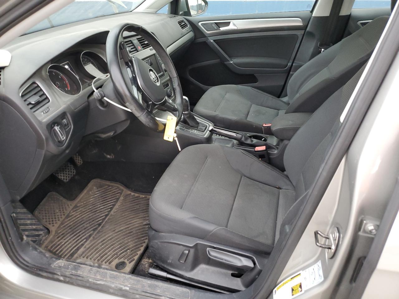 2017 Volkswagen Golf S VIN: 3VW217AU9HM015456 Lot: 92319735