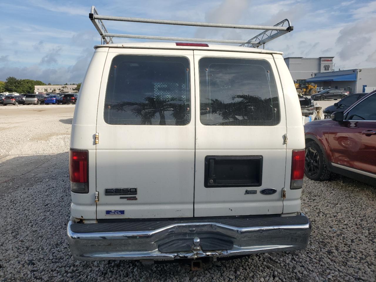 2011 Ford Econoline E250 Van VIN: 1FTNE2EWXBDA10708 Lot: 92175935