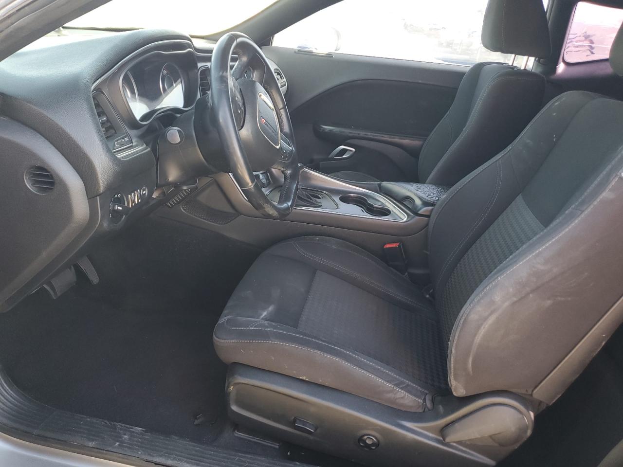 2015 Dodge Challenger Sxt VIN: 2C3CDZAG5FH789210 Lot: 92934925