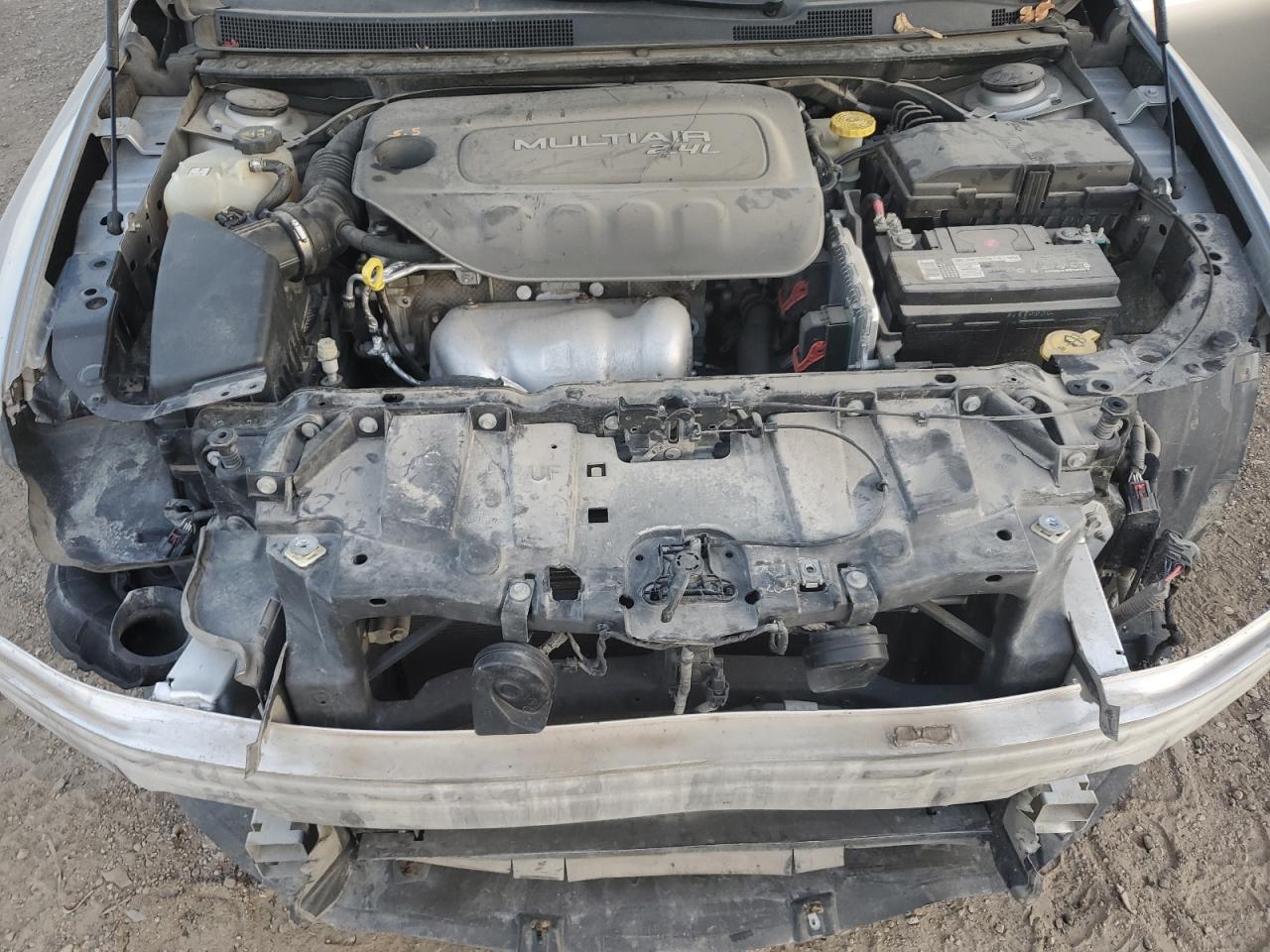 2015 Chrysler 200 Limited VIN: 1C3CCCAB3FN664492 Lot: 92718615