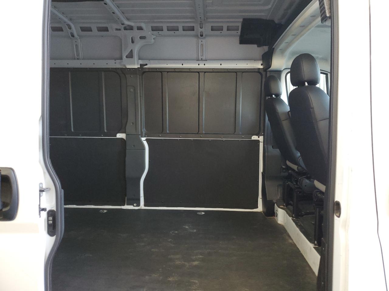 2025 Ram Promaster 3500 Delivery Van VIN: 3C6MRVHG4SE549112 Lot: 91826245