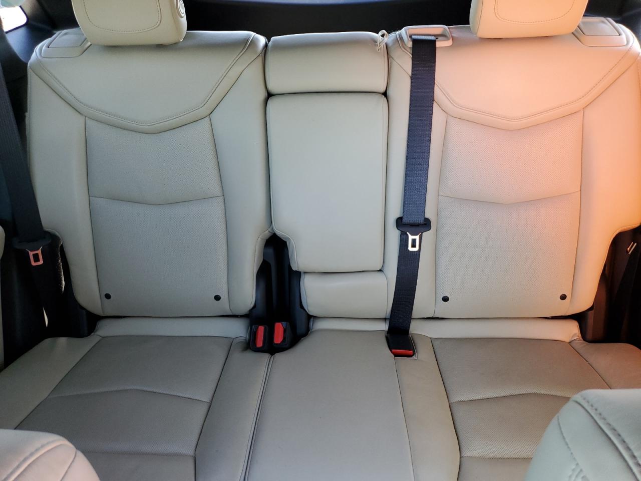 2017 Cadillac Xt5 Luxury VIN: 1GYKNBRSXHZ295782 Lot: 93419925